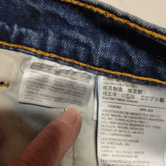 Levi's 501 Men's Straight Leg Jeans 34x34 Medium Wash Denim Distressed Cotton - Picture 6 of 11